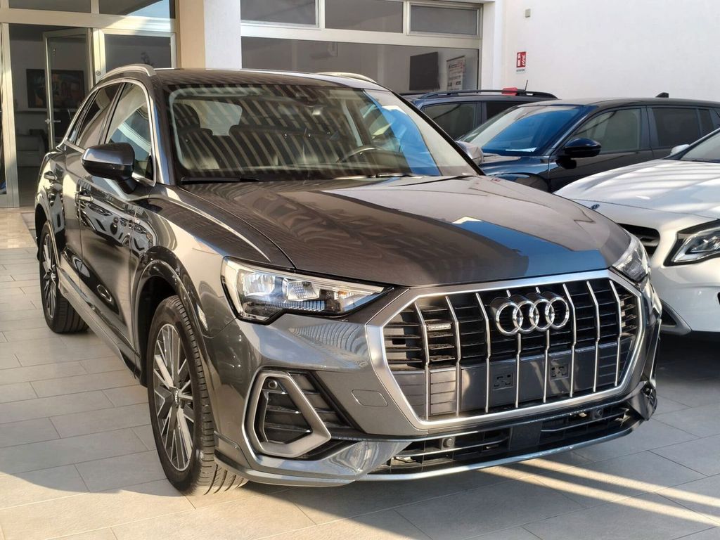 Image of Audi Q3