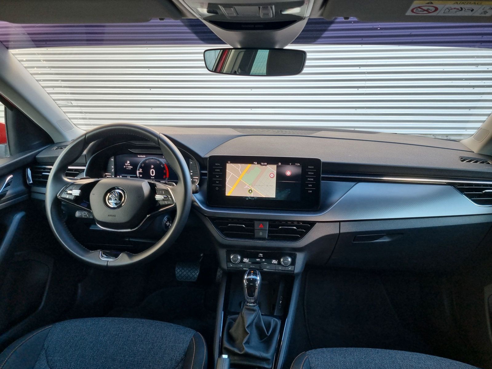 Fahrzeugabbildung SKODA Scala 1.5 TSI DSG Clever AHK eKLAPPE LED KAMERA