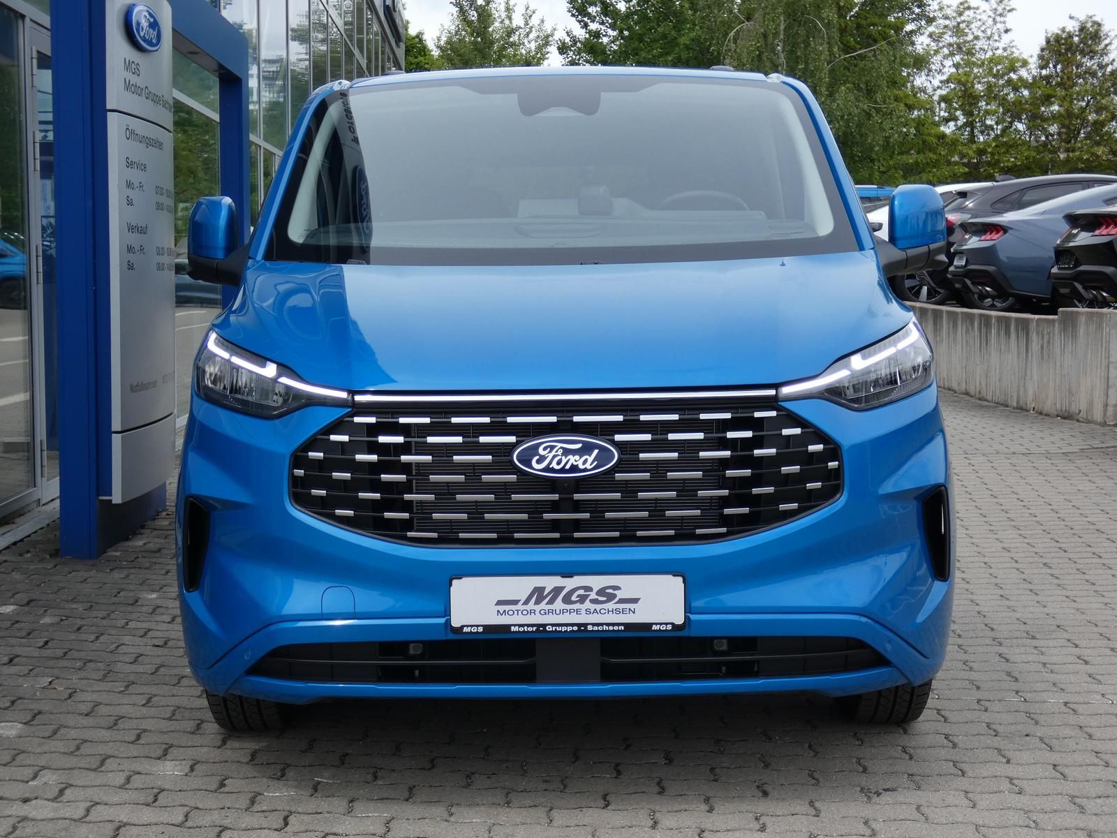Ford Tourneo Custom - Bild 4