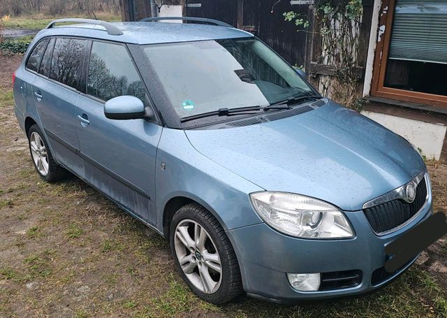 Skoda Verkaufe Skoda Fabia 2 .1,4l Benzin Tüv 05/25