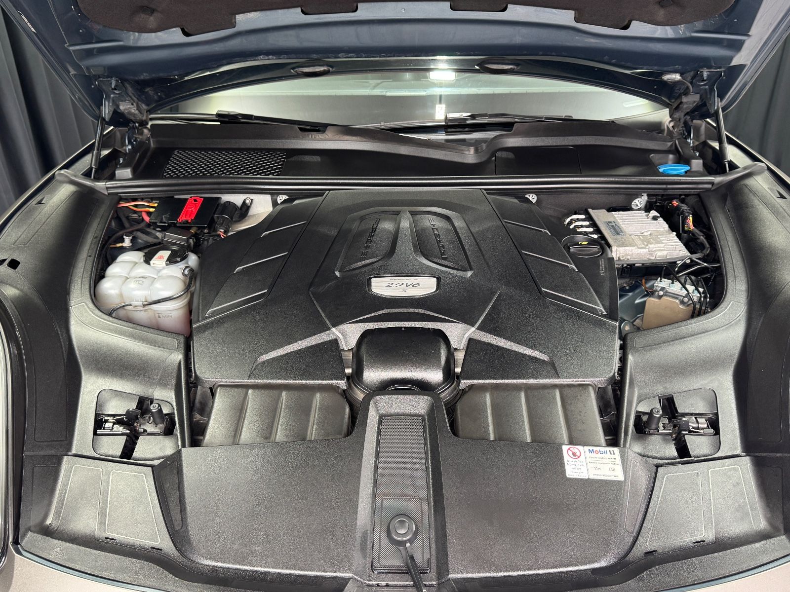 Fahrzeugabbildung Porsche Cayenne S|FACELIFT|PANO|18-WEGE|BOSE|MATRIX|