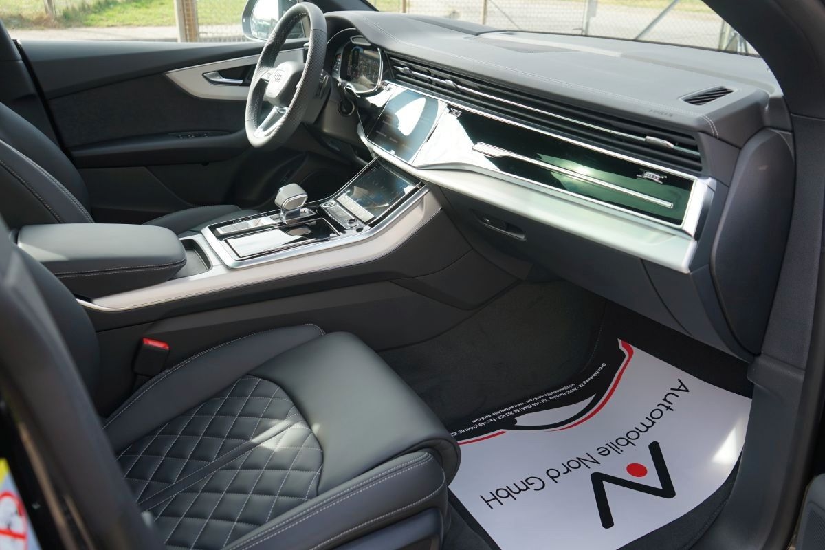 Fahrzeugabbildung Audi Q8 50 TDI Quattro S-line Plus*Pano*Head Up*360