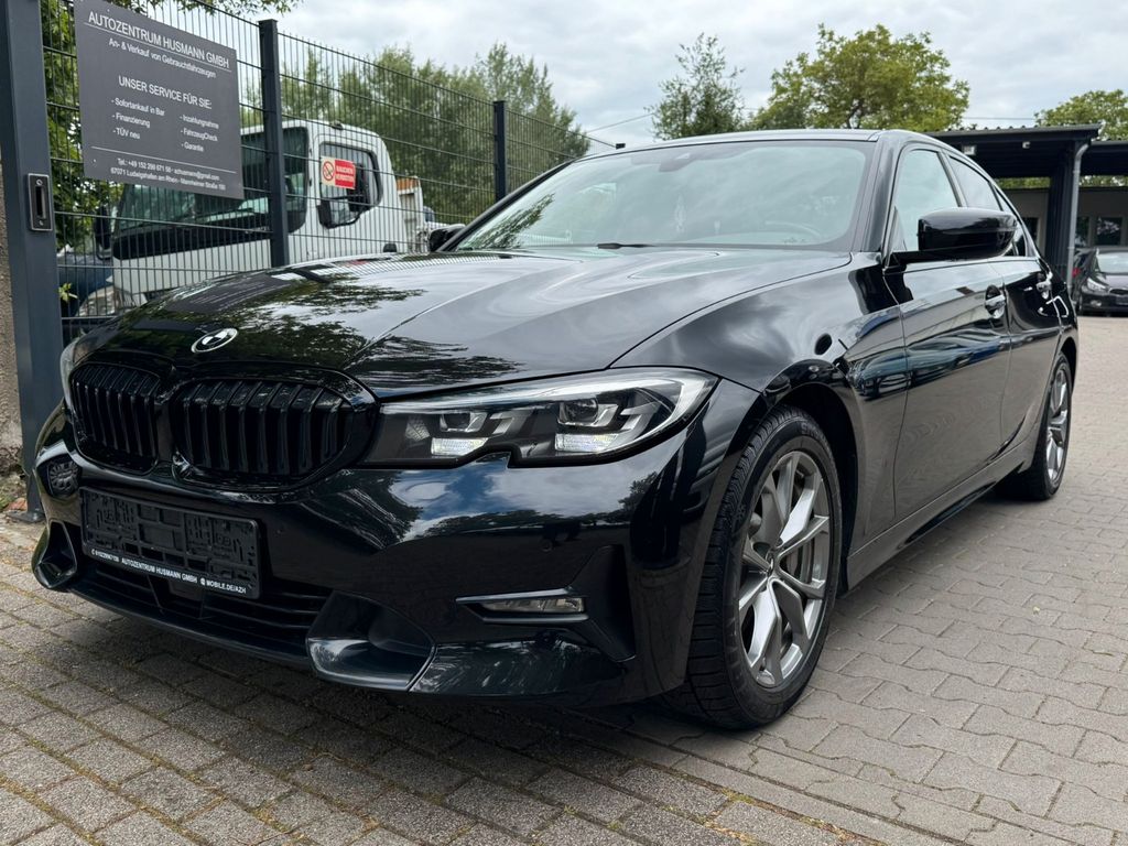 BMW 330