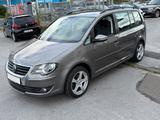 Volkswagen Touran Freestyle KLIMAANLAGE TÜV AU NEU - Volkswagen Touran: Freestyle