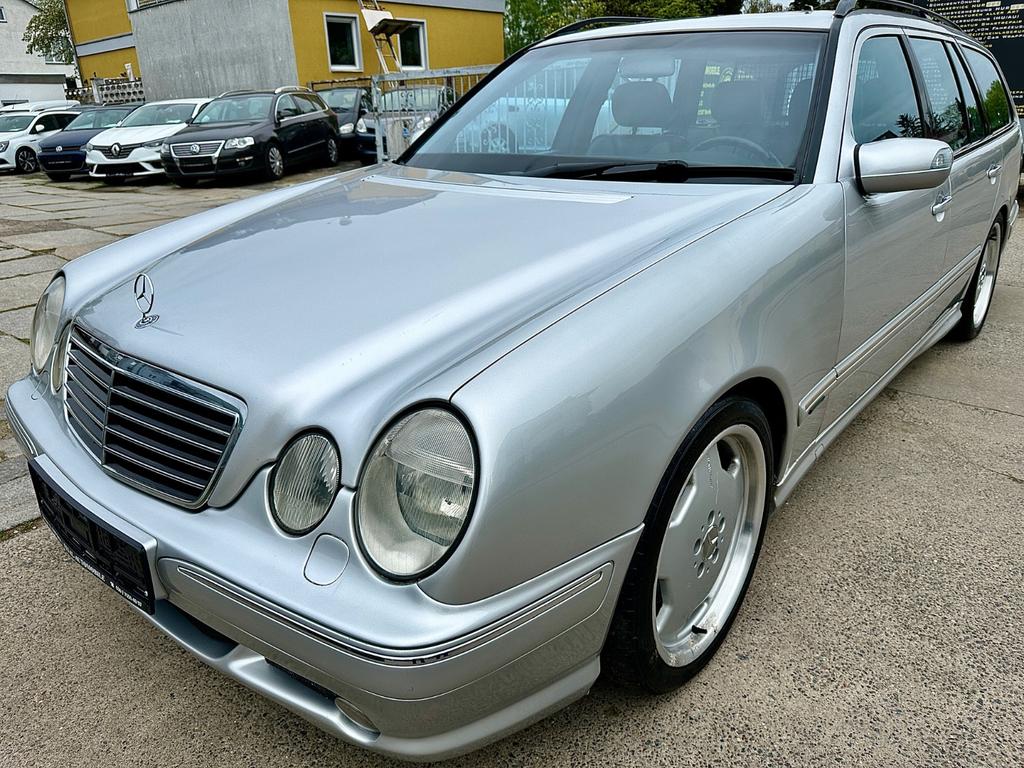 Mercedes-Benz E 55 AMG