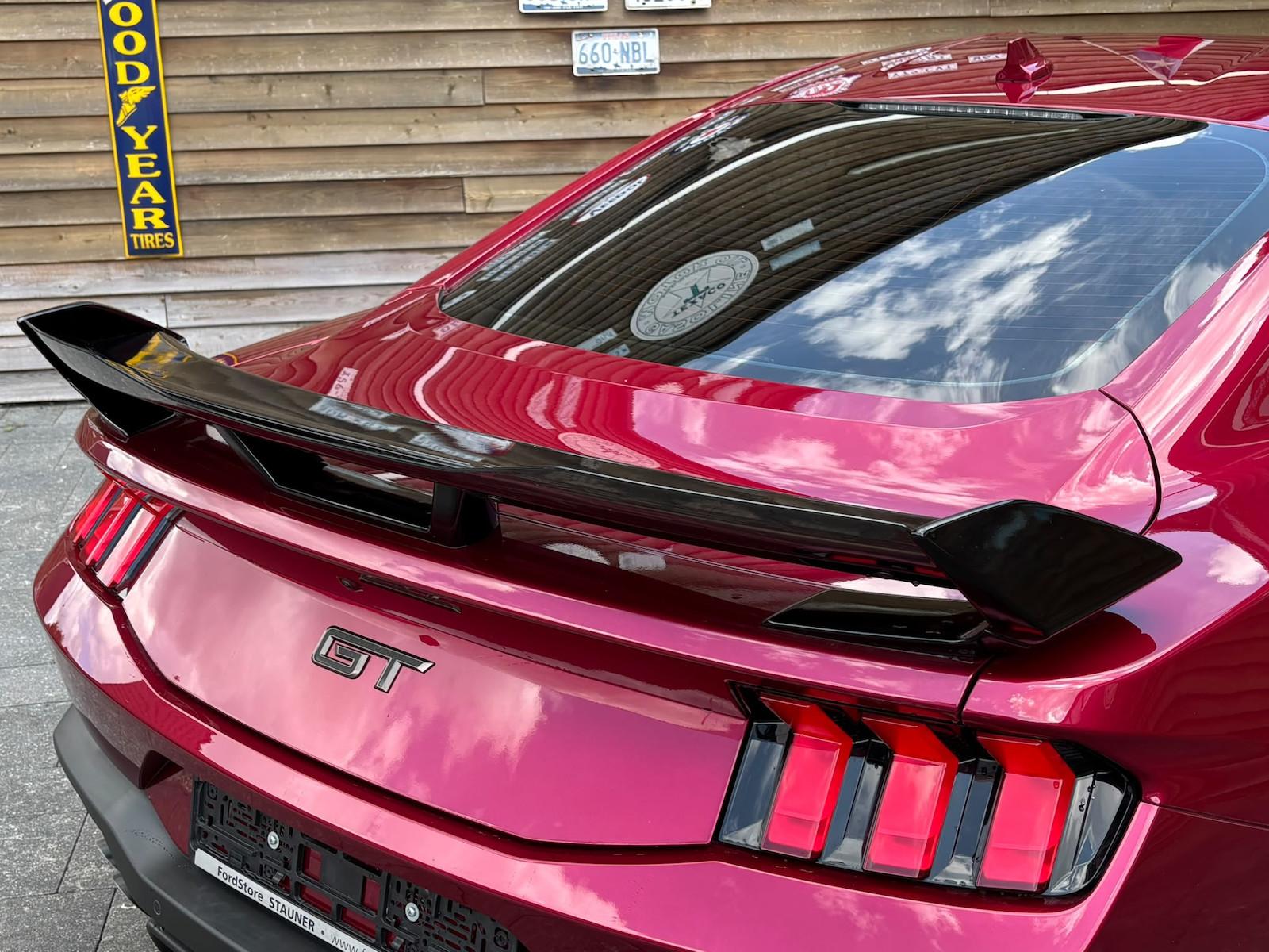 Ford Mustang 5.0 V8 Fastback GT Klappe LED ACC Brembo