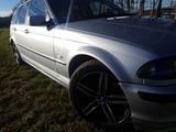 BMW 320i E46 - BMW 320 aus 2000: Kombi, 320i