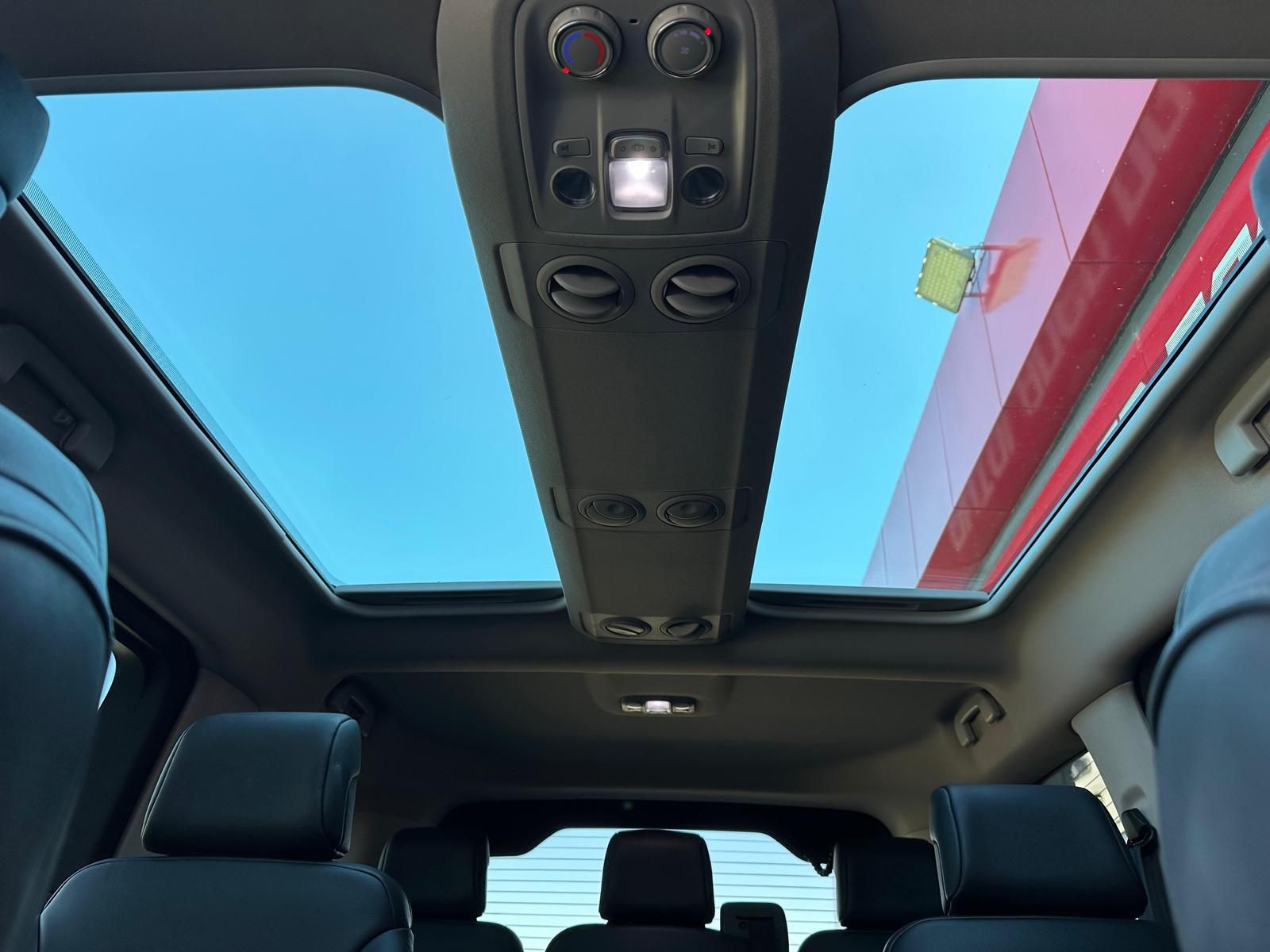 PEUGEOT Traveller 2.0BHDI Allure L2 *PAN#HUD#SHZ#ACC#XEN - Image 24