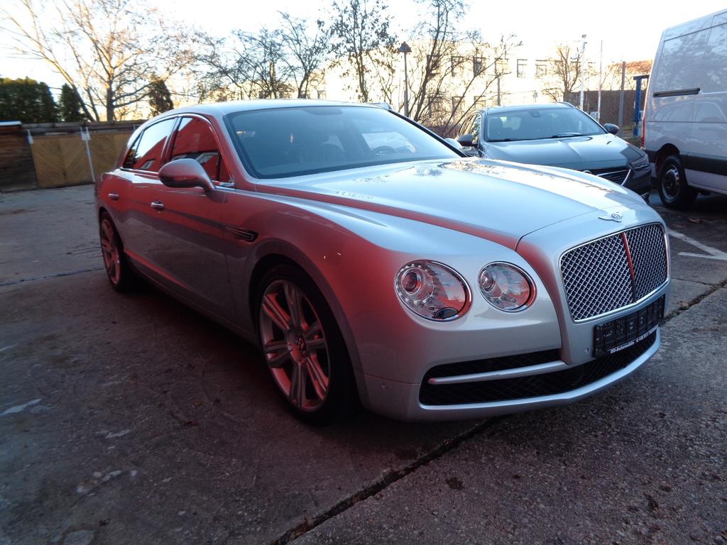 Bentley Flying Spur