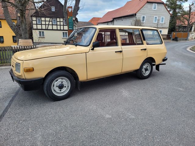 Wartburg 353 TOURIST/KOMBI FRONTKÜHLER ORGINAL ZUSTAND