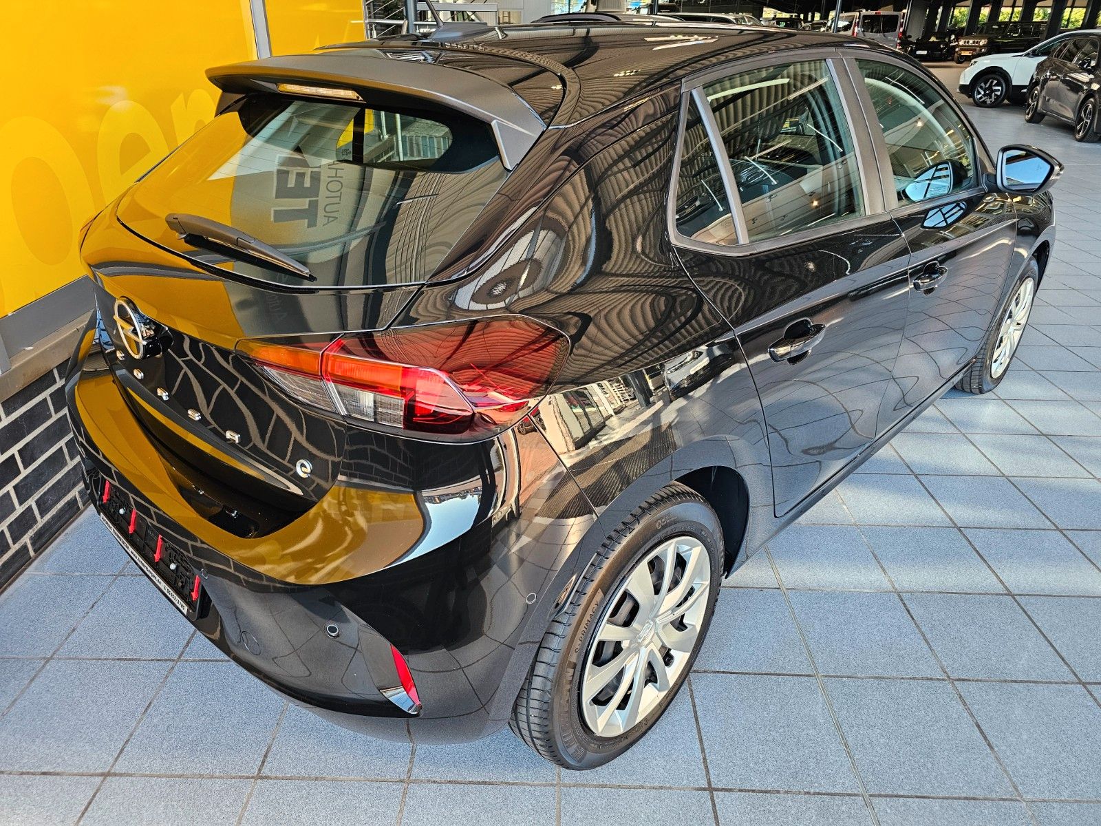 Opel Corsa F e Edition 11kw OBC SHZ LHzg Kamera imagem 2