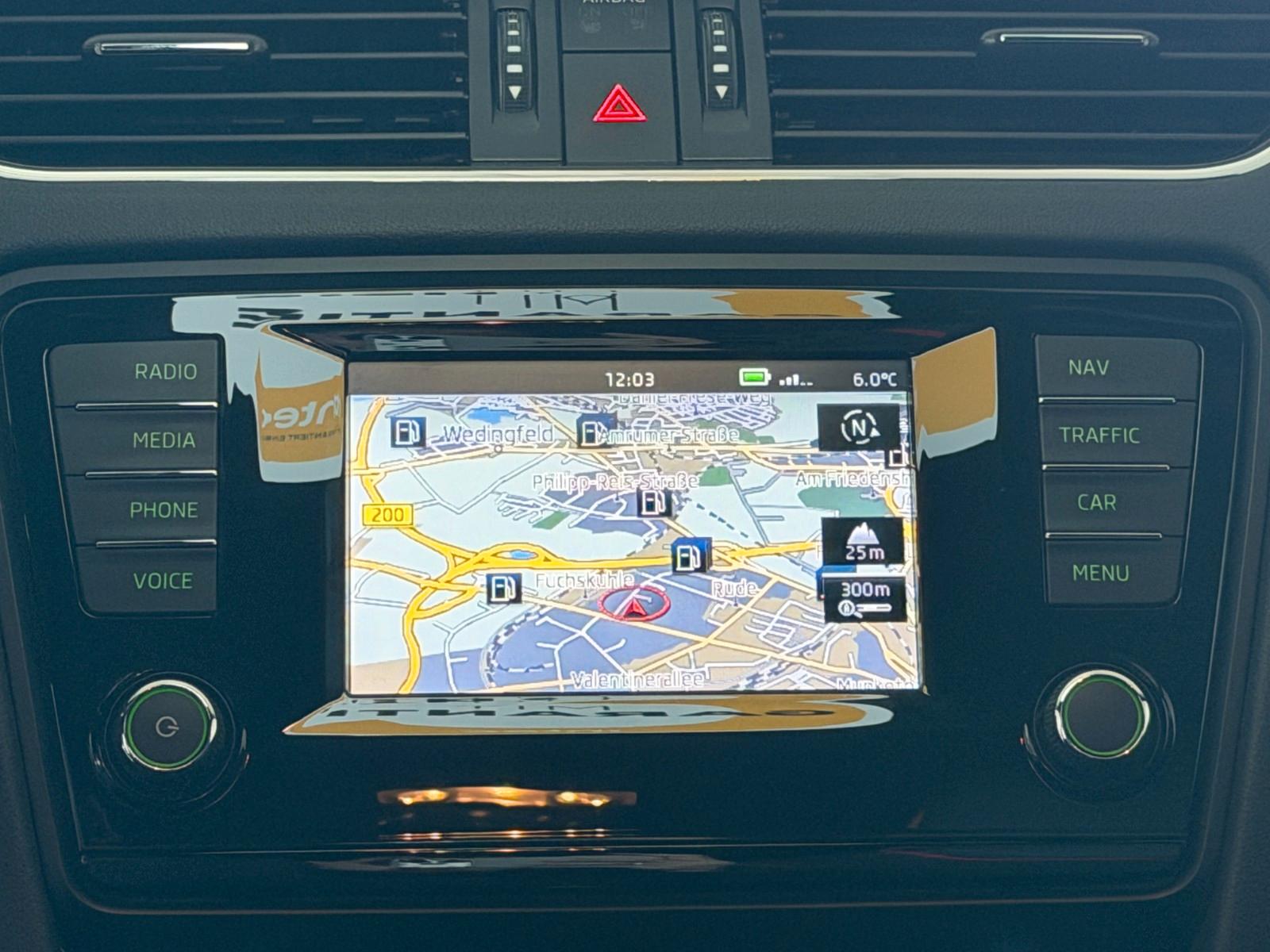 Skoda Octavia Lim.*RS*Automatik*Garantie*Xenon*Leden*