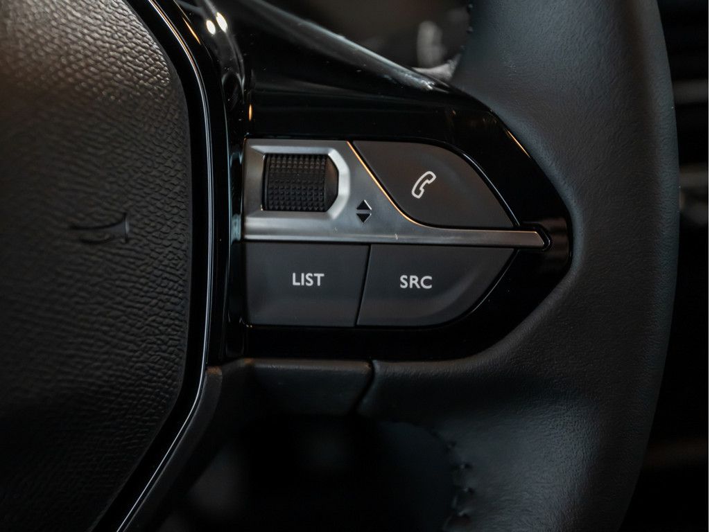 Peugeot 208 - Bild 13