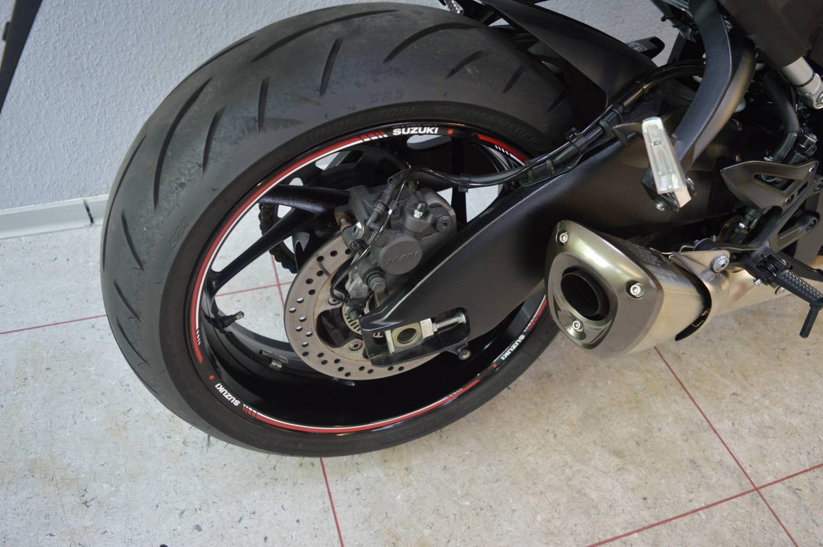 Suzuki GSX-S 1000 R