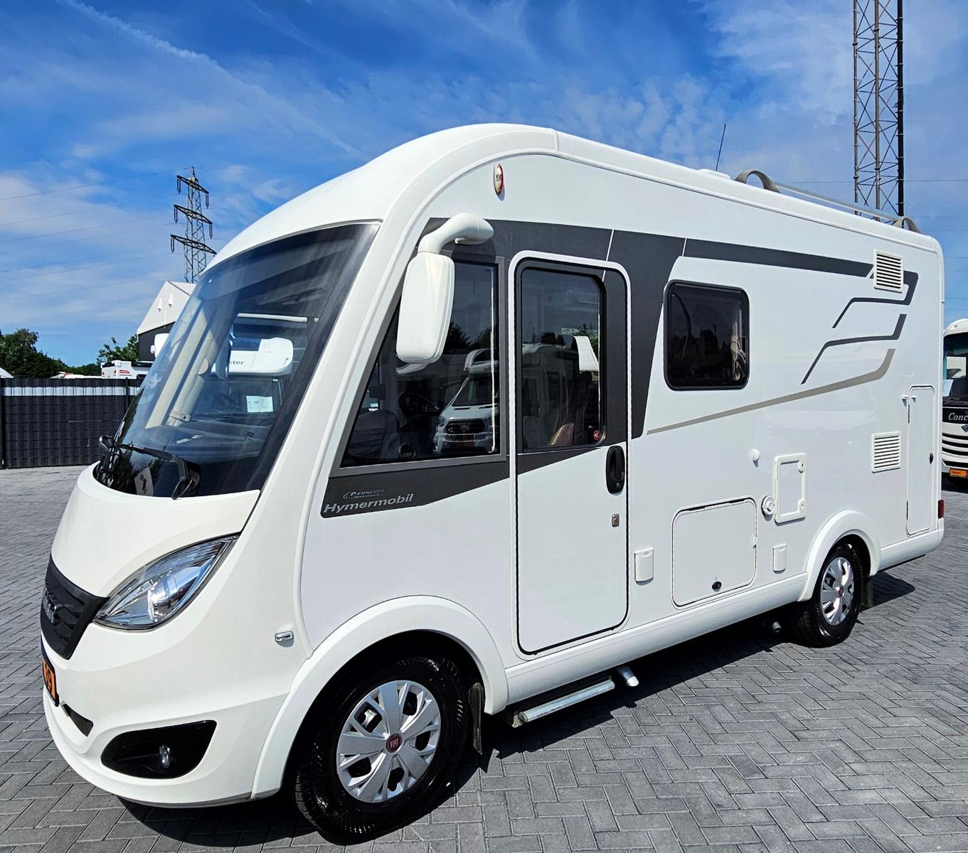 HYMER / ERIBA / HYMERCAR B 444 Dynamic Line*Luftfed*AHK*Multimedia*