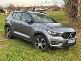Volvo XC40 D4 AWD R Design Geartronic R Design - Volvo XC40 von privat
