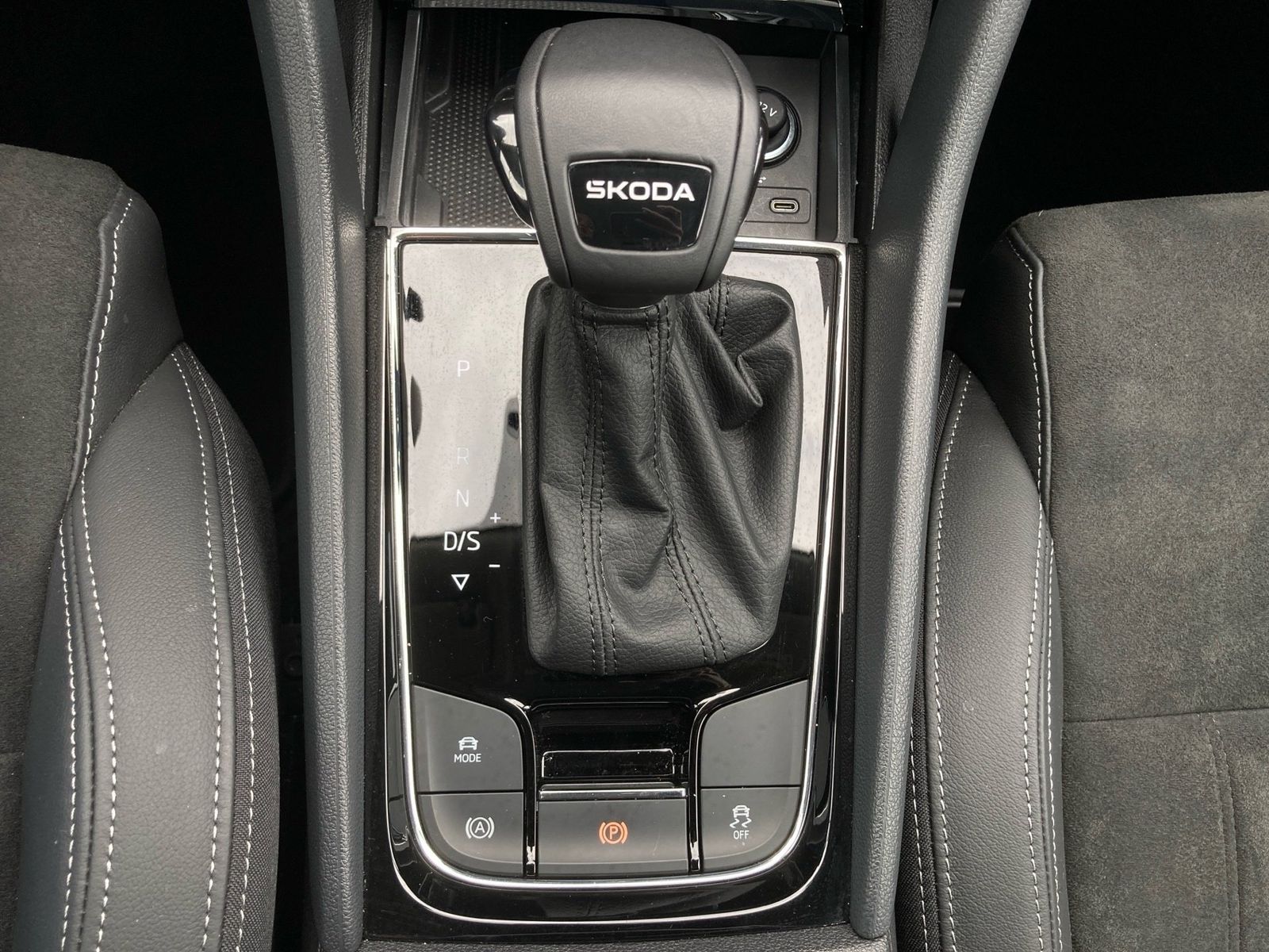 Skoda Karoq - Bild 15