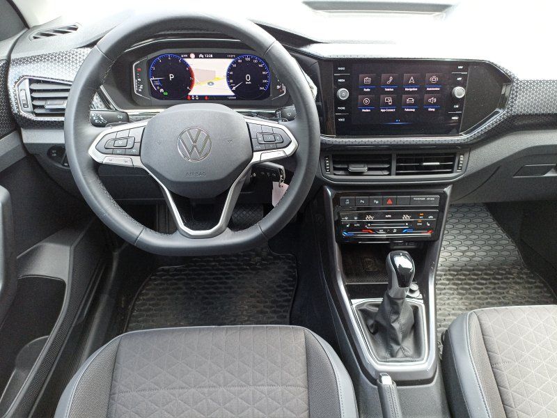 Fahrzeugabbildung Volkswagen T-Cross 1.0 TSI DSG Style+AHK+NAVI+LED+KAMERA