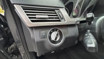 Mercedes E 250 - 11