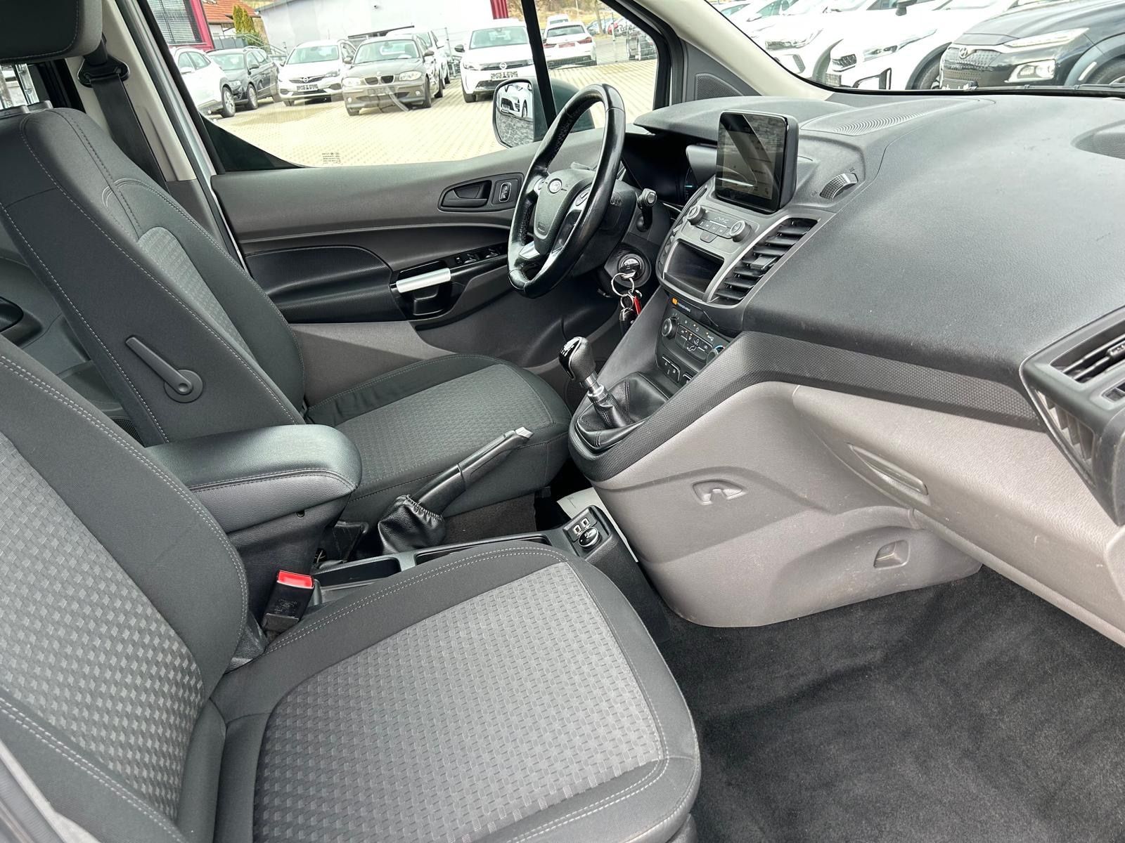 Fahrzeugabbildung Ford Transit Connect Maxi°AHK°Kamera°Navi°PDC°