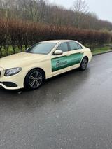 Mercedes-Benz E 220 d Autom. - - Mercedes-Benz E 220 mit Diesel-Antrieb: Taxi, Limousine