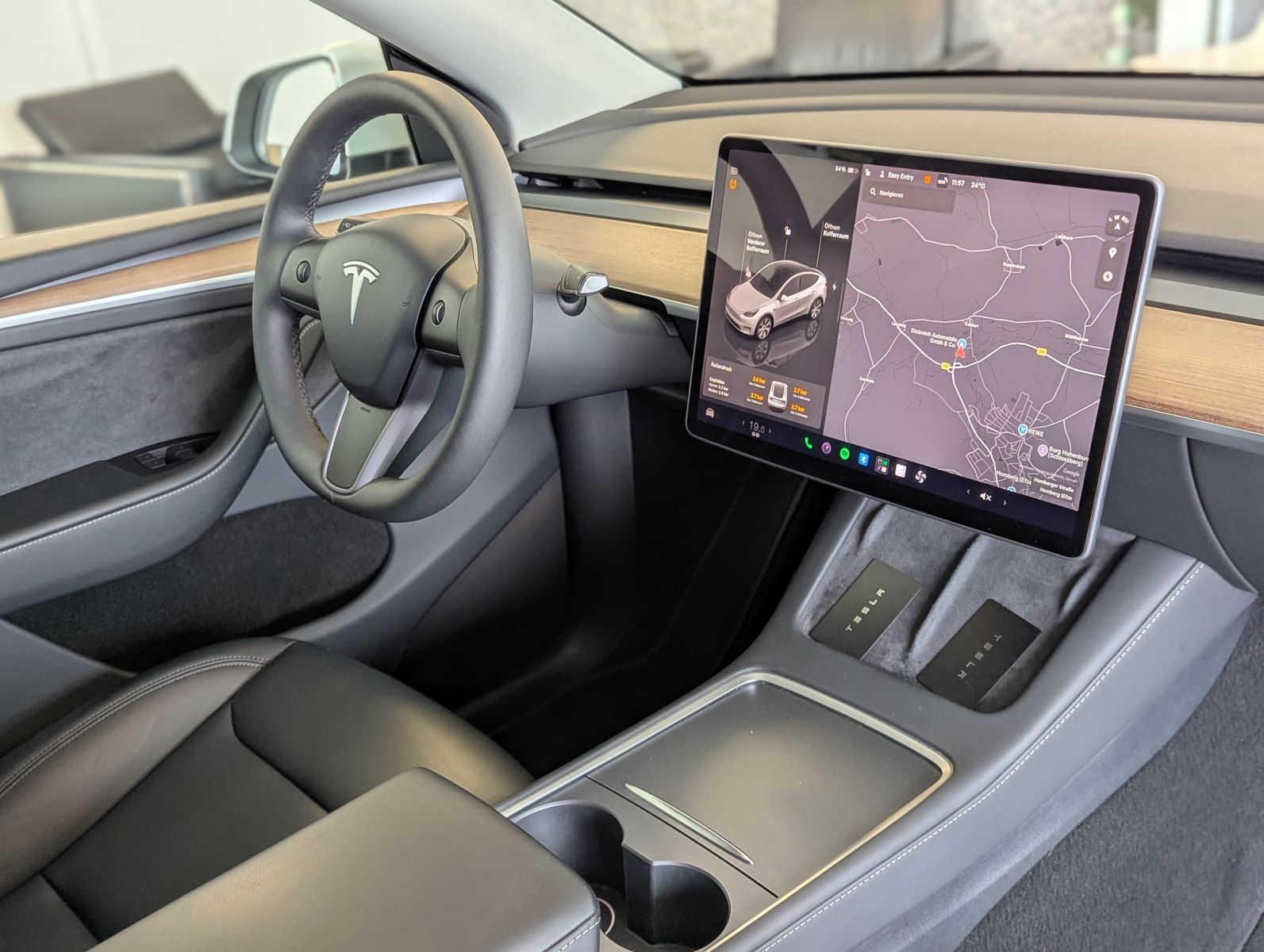 Tesla Model Y Long Range Dual AWD EAP AHK SOH-93,7% foto 13