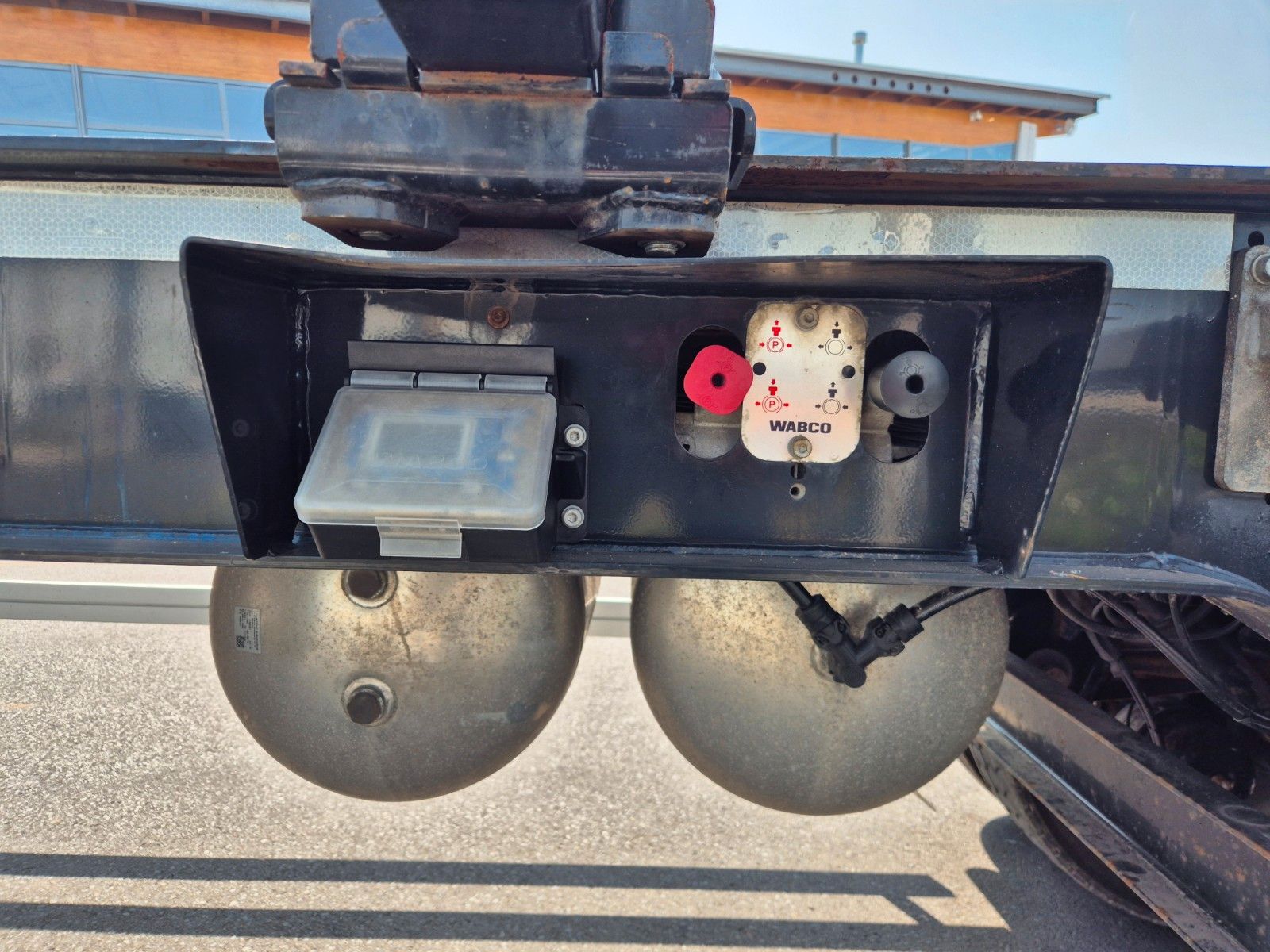 Fahrzeugabbildung PAVIC HTA 20 QSTE 690 SAF Achsen Alu-Felgen