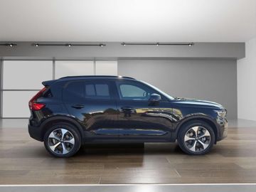 Volvo XC40 Plus Dark B4 Mild-Hybrid