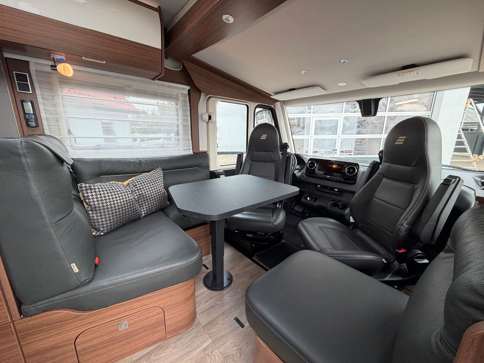 Fahrzeugabbildung HYMER / ERIBA / HYMERCAR B-Klasse MC I White Line 600