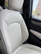 MINI John Cooper Works JCW John Cooper Works Trim... - weiße MINI John Cooper Works