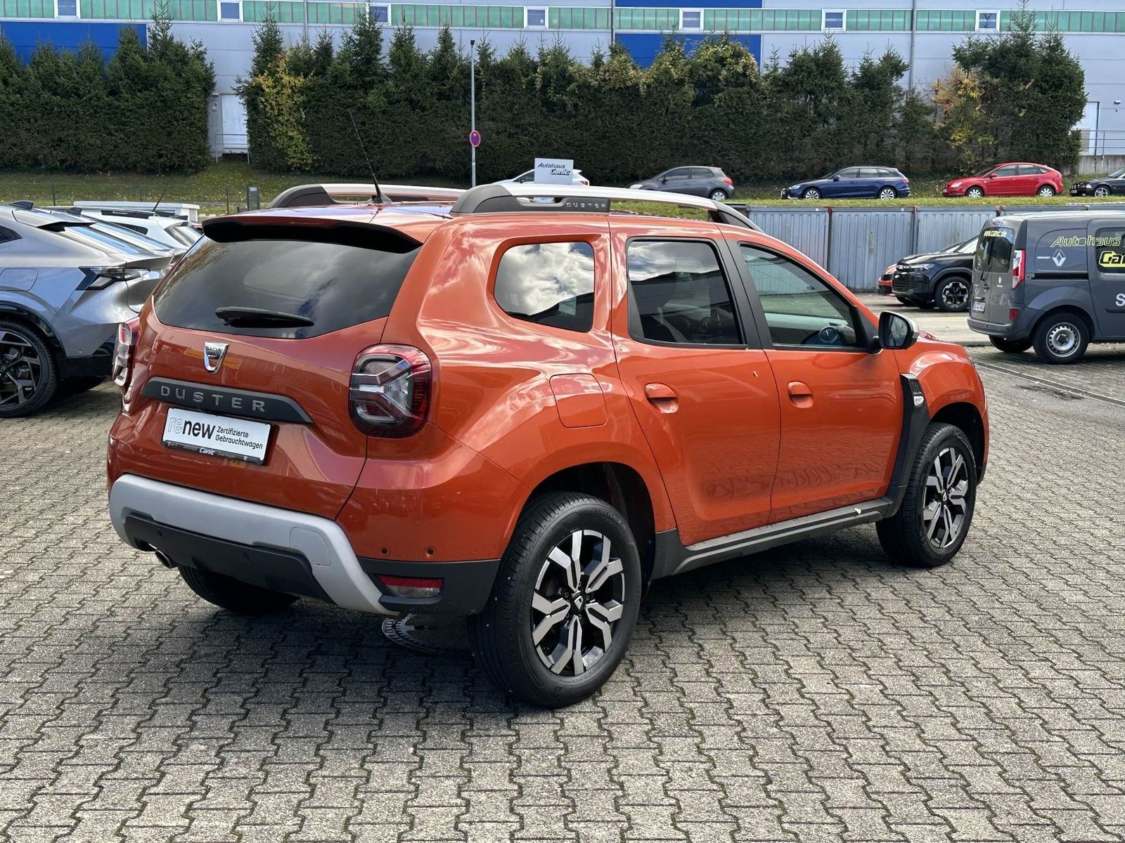 Fahrzeugabbildung Dacia Duster Prestige+ DCi 115 Navi SHZ 360° Kamera uv