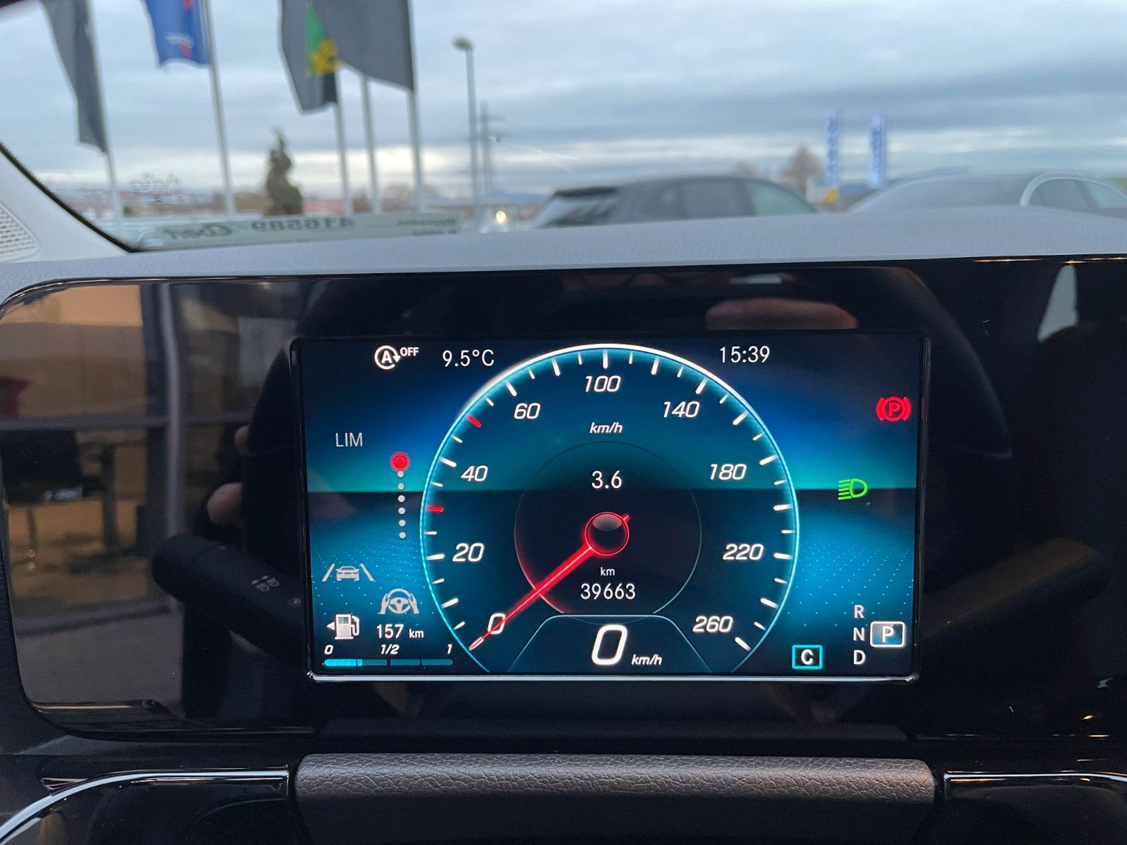 Fahrzeugabbildung Mercedes-Benz B 200 d R-Kamera+AHK+DISTR+LED+Carplay+DAB