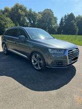 Audi SQ7 4.0 TDI qu Allradlenkung, MATRIX, PANO - Audi SQ7 von privat