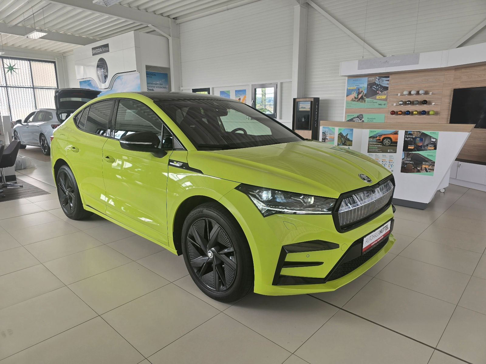 Fahrzeugabbildung SKODA Enyaq Coupé RS Lounge MATRIX AHZ HUD RFK SHZ ACC