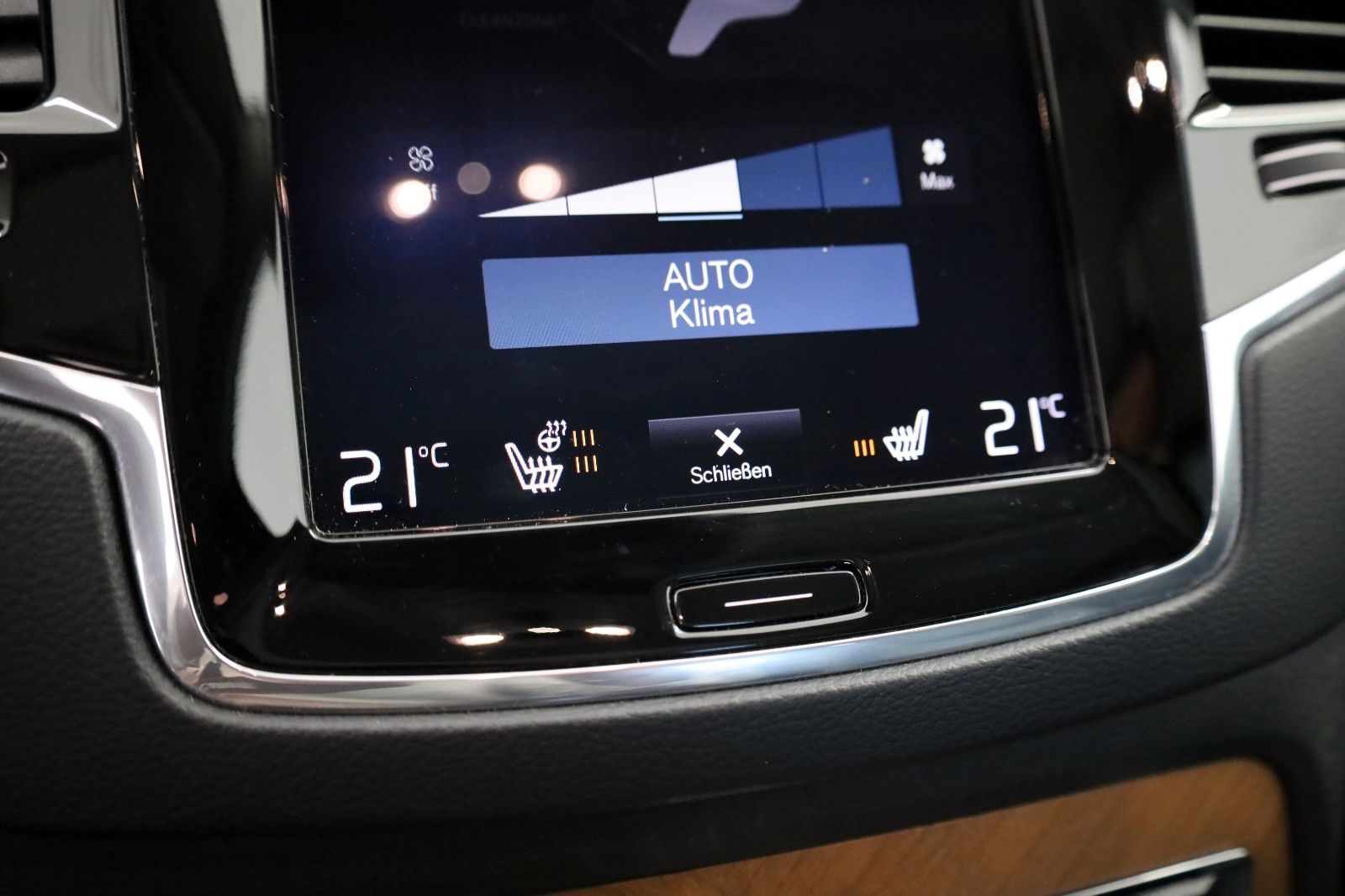 Fahrzeugabbildung Volvo XC90 Inscription AWD Leder,Navi,Panorama,Kamera