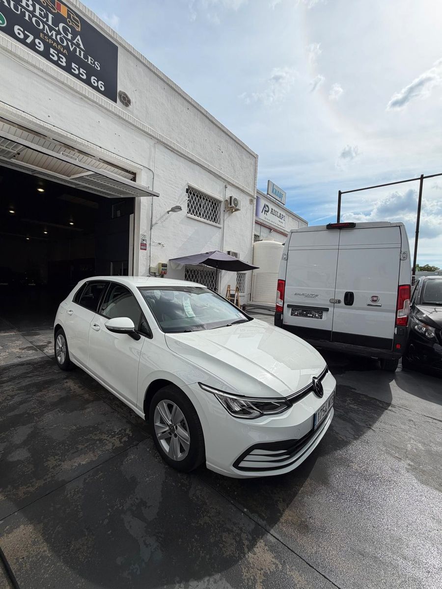 Volkswagen Golf VIII Lim. Life eTSI