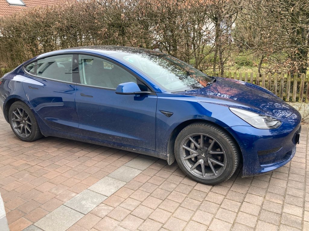 Image of Tesla Model 3