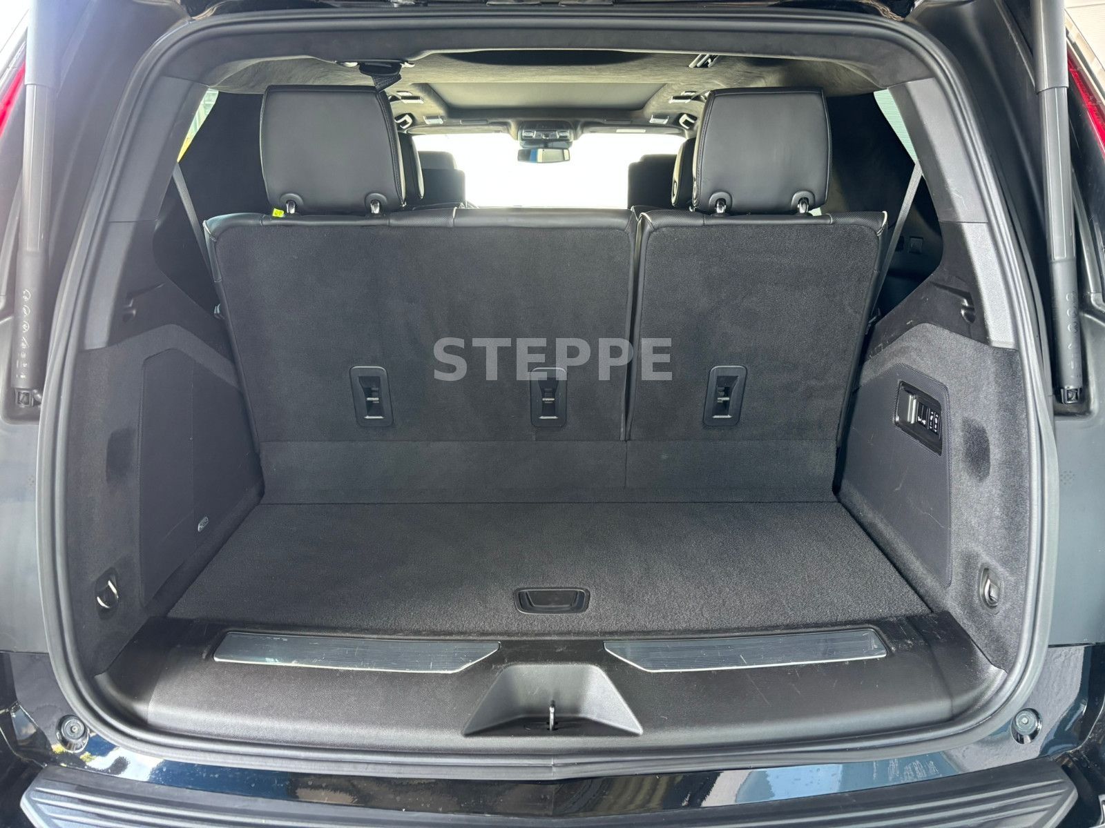 Cadillac Escalade 6.2 V8 Sport Platinum Luftfeder.EU-Navi
