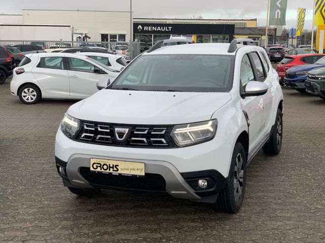 Dacia Duster Prestige mit Navi und AKH: nur 71tkm!