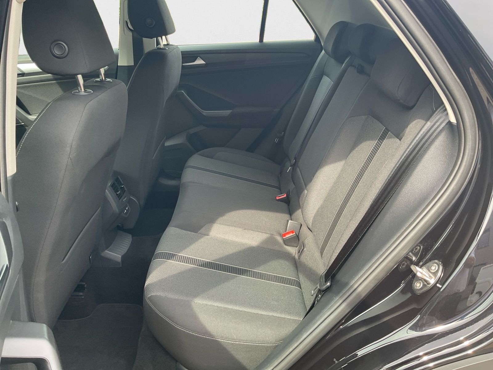 Volkswagen T-Roc - Bild 13