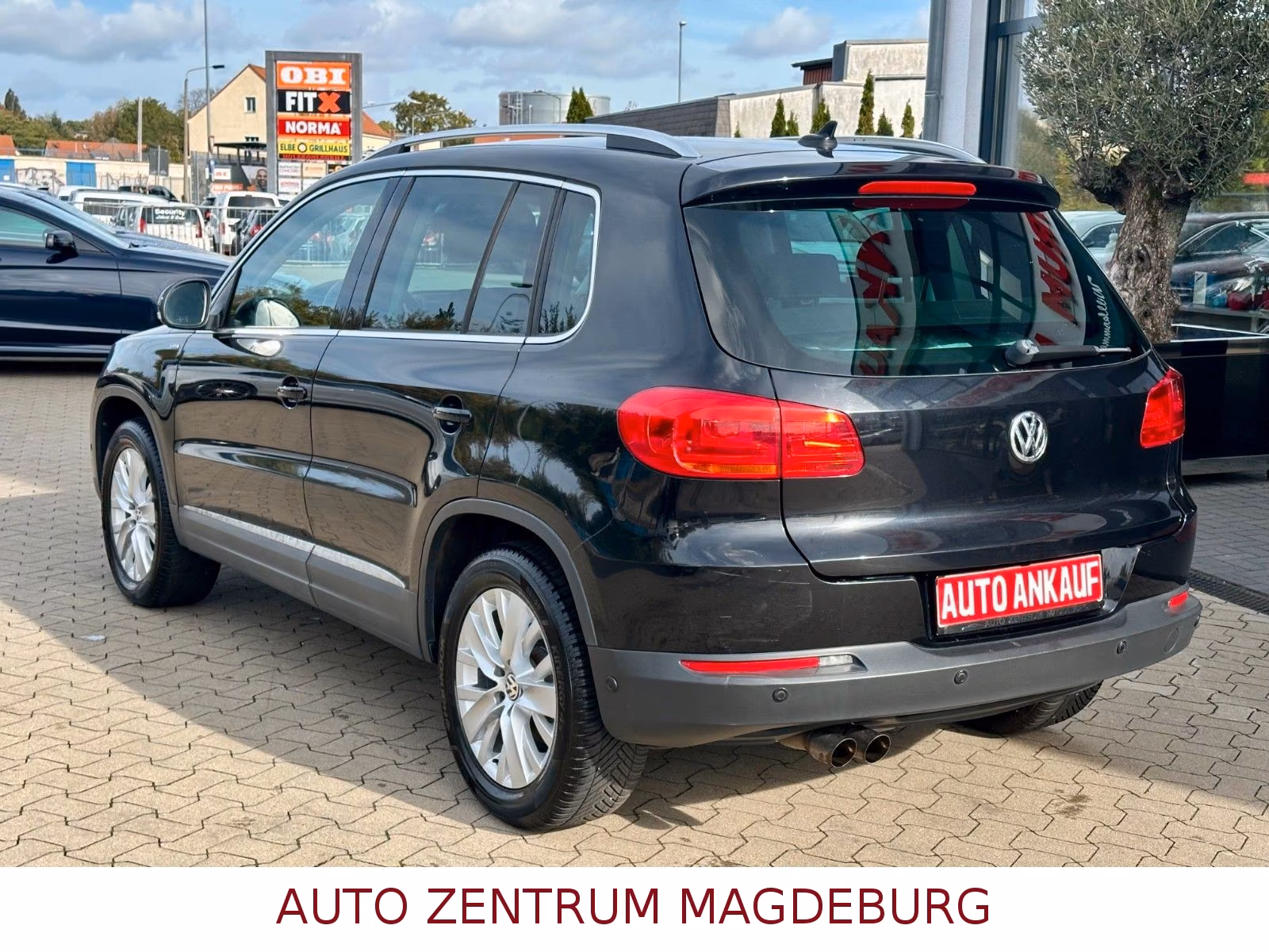 Volkswagen Tiguan Life *2.HAND*NAVI*AHK*TEMPOM.*SITZH.*PDC*