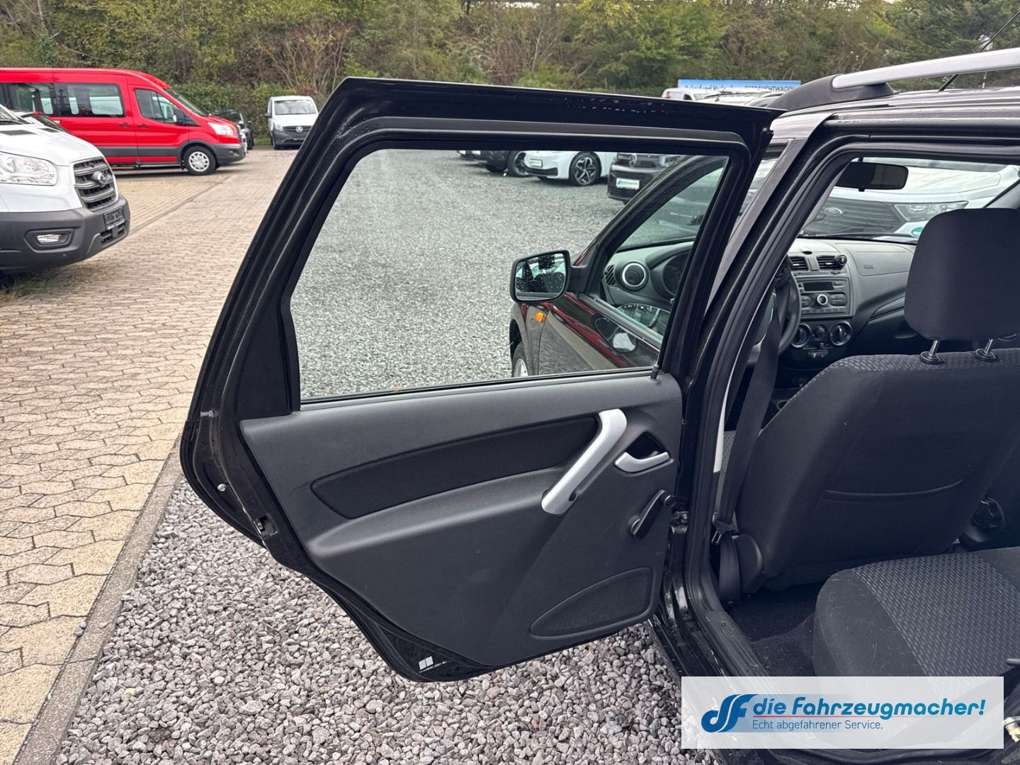 Fahrzeugabbildung Lada Kalina 2 Kombi Alu ESP ABS Privacyverglasung *EX