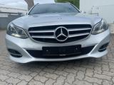 Mercedes-Benz E 200 E T-Modell E 200 BlueTec - Mercedes-Benz E-Klasse: T Modell