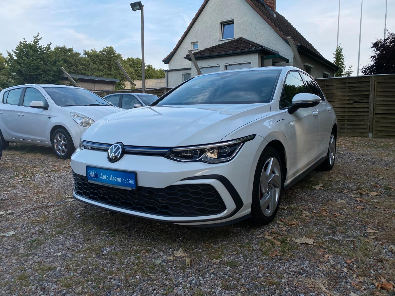 Volkswagen Golf VIII Lim. GTE eHybrid / Automatik