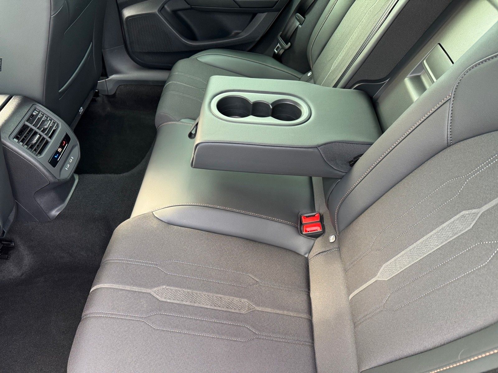Fahrzeugabbildung CUPRA Leon 1.5 TSI