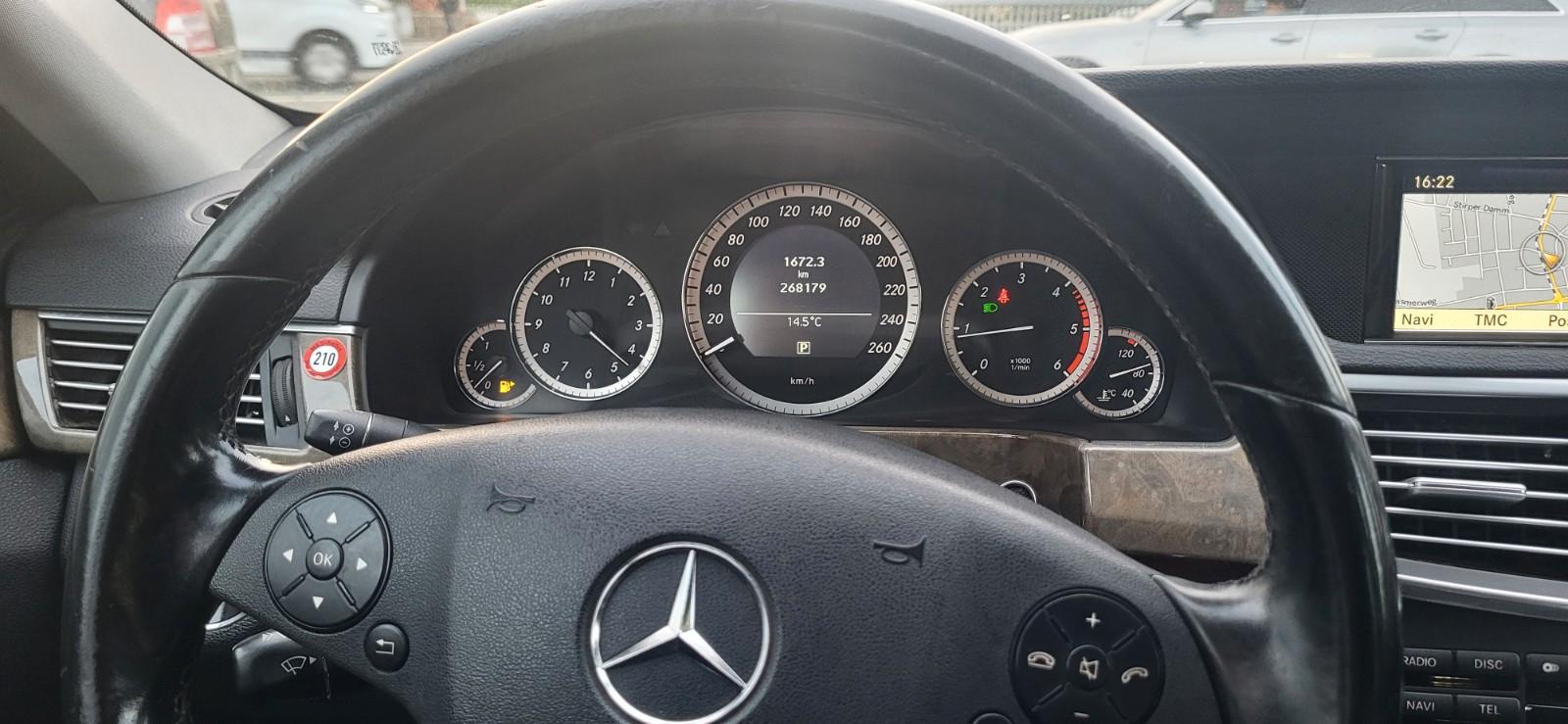 Mercedes-Benz E220 2010 — photo 8