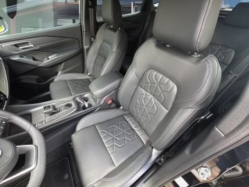 Nissan Qashqai Tekna 4x4*HUD*Pano*Navi*Leder*LED*ACC*
