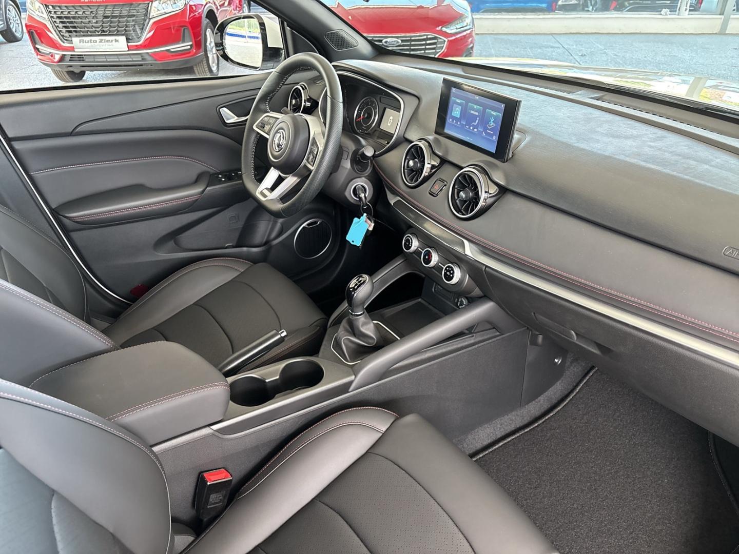 DFSK Fengon 500 1.5L 4 Zyl. Rückfahrkamera Klima