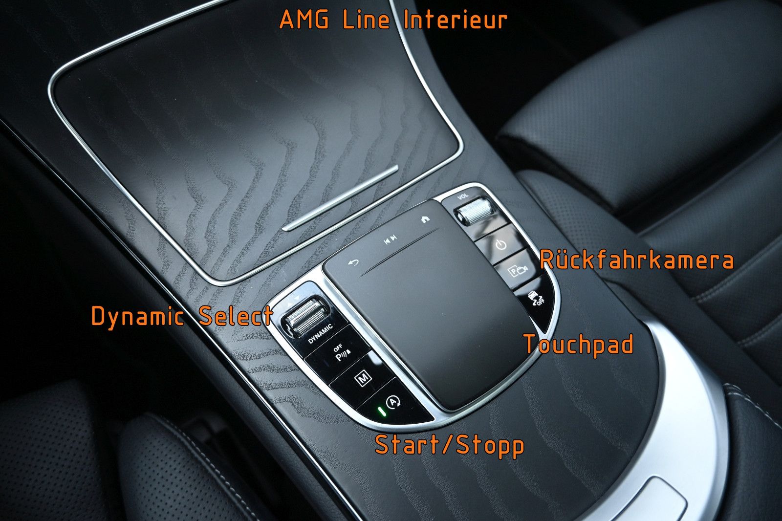 Fahrzeugabbildung Mercedes-Benz GLC 300 d 4MAT. Coupé AMG LINE °MEMORY°SITZKLIMA