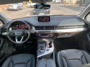 Audi Q7 - 8